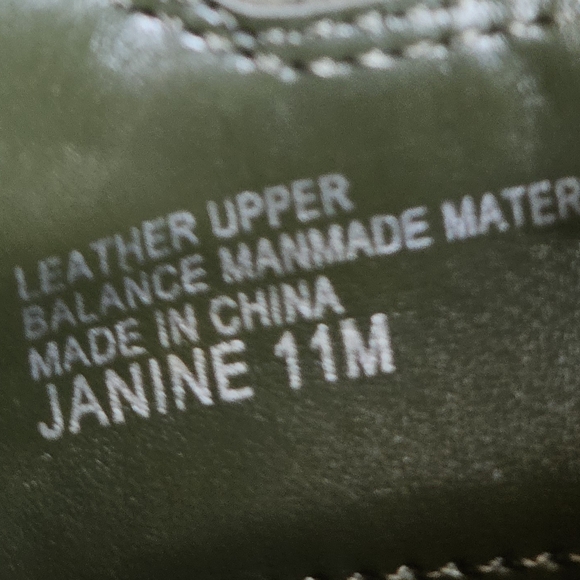 Elegant Olive Suede 2" Heeled Boots Women's 11 with Bowtie and Zippered Detail - Picture 7 of 9